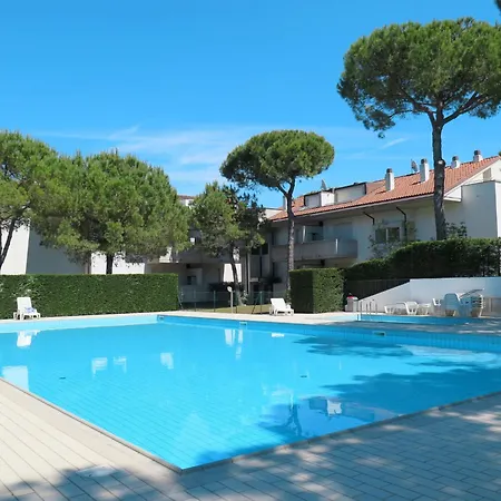 Parco Hemingway-16 By Interhome Daire